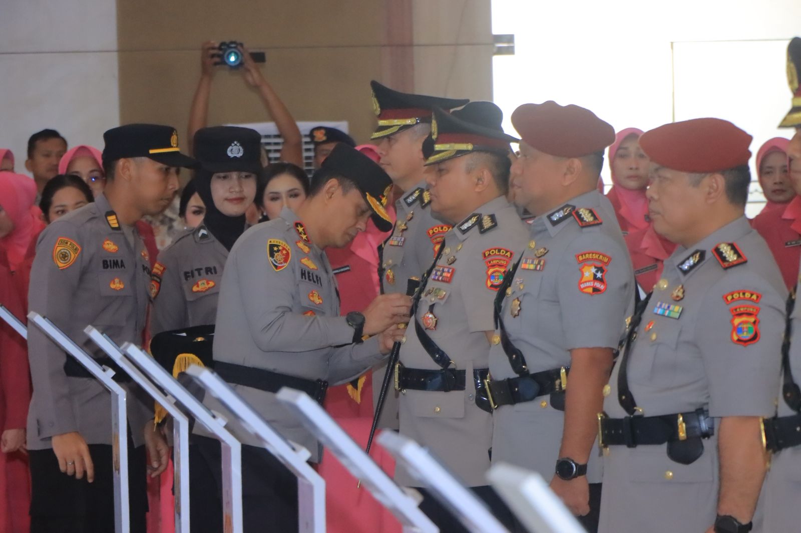 9 Pejabat Utama dan 4 Kapolres Resmi Berganti