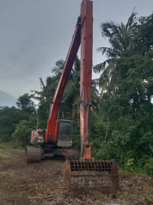 Respons Cepat BBWS Mesuji Sekampung Tangani Gulma DI Way Rarem, Personel dan Alat Berat Diterjunkan