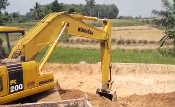 Diduga Tanpa Izin, Galian C di Margo Lestari Beroperasi dan Jual Tanah Urug di Lokasi